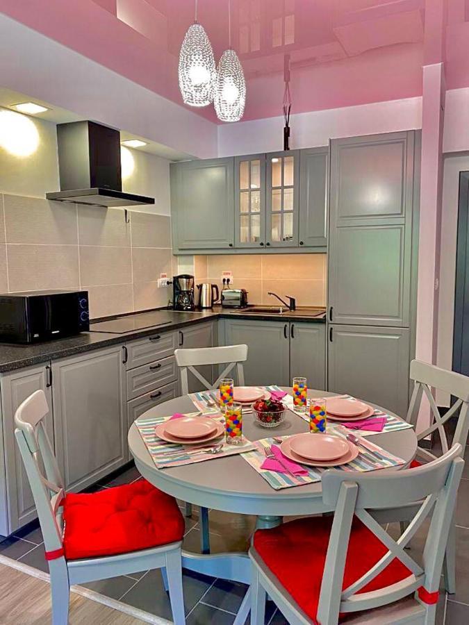 Sweet Pink By Miro Apartment سِنايا المظهر الخارجي الصورة