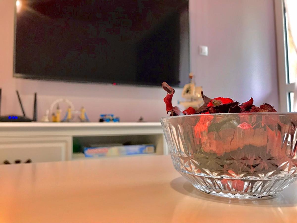 Sweet Pink By Miro Apartment سِنايا المظهر الخارجي الصورة
